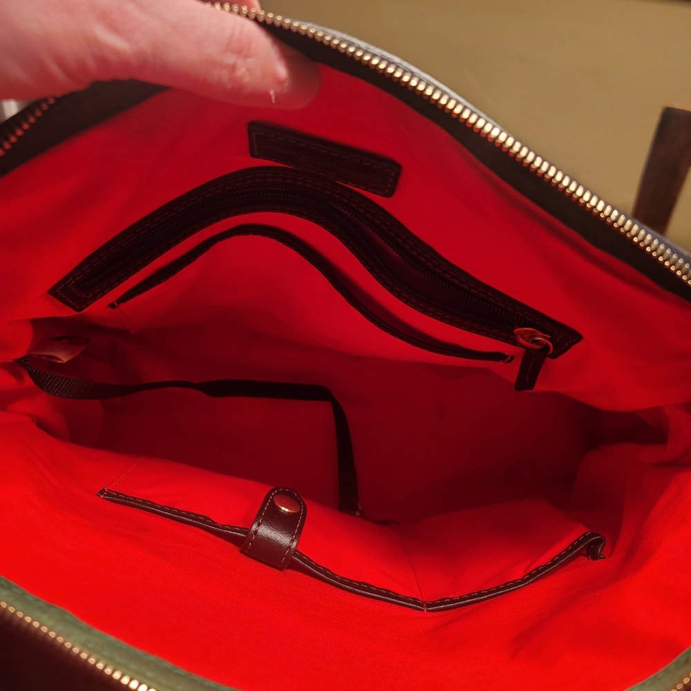 Dooney and Bourke purse
